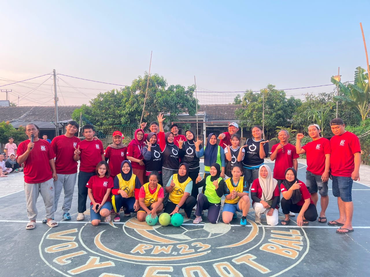 Penitia Foto bersama di sela sela Petandingan