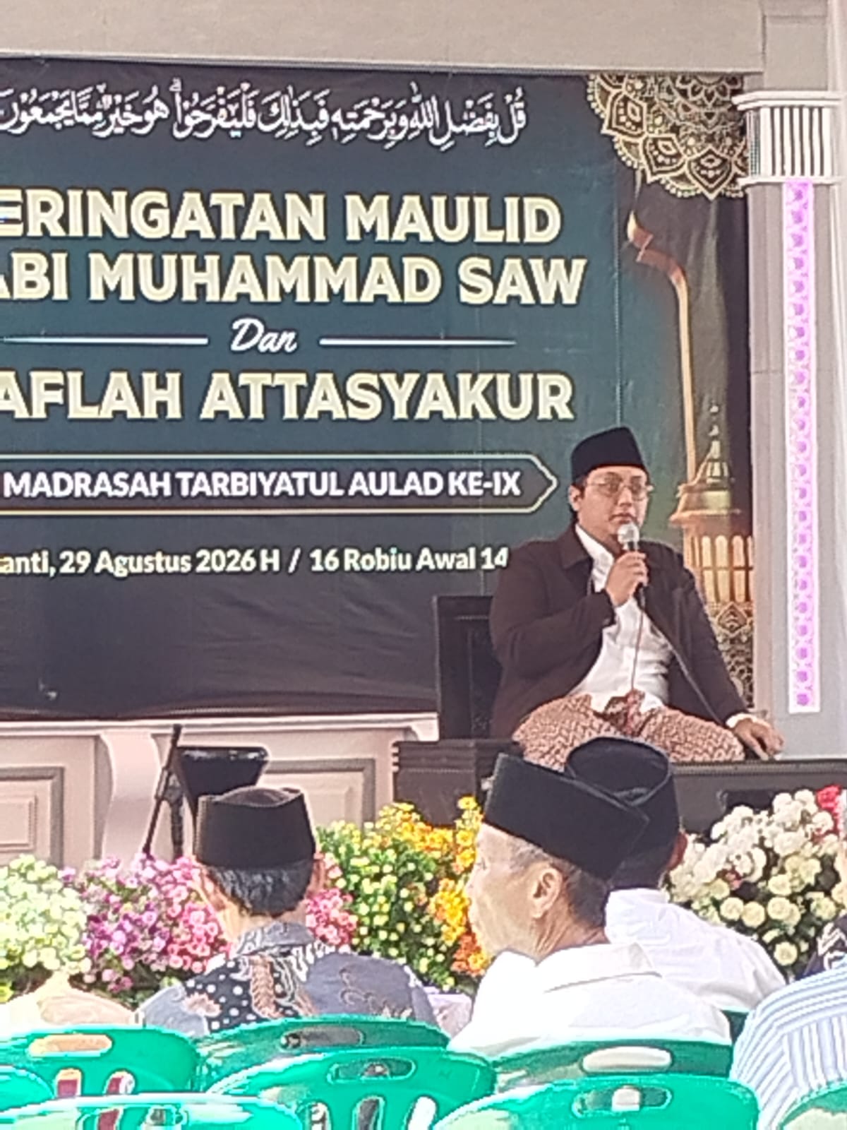 Peringatan Maulid Nabi di Sukowuwuh Berlangsung Khidmat, Gus Dausat Cokronegoro Isi Tausiyah