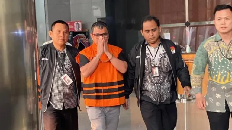 Bupati Bolmut Diciduk KPK, PDIP Tegaskan: Bukan Kader Kami, Tak Punya KTA
