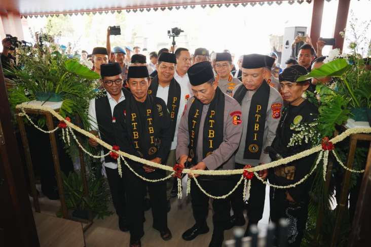 Kapolri: Kembangkan Tjimande dan Debus Jadi Kekuatan Budaya Sumber Ekonomi Banten