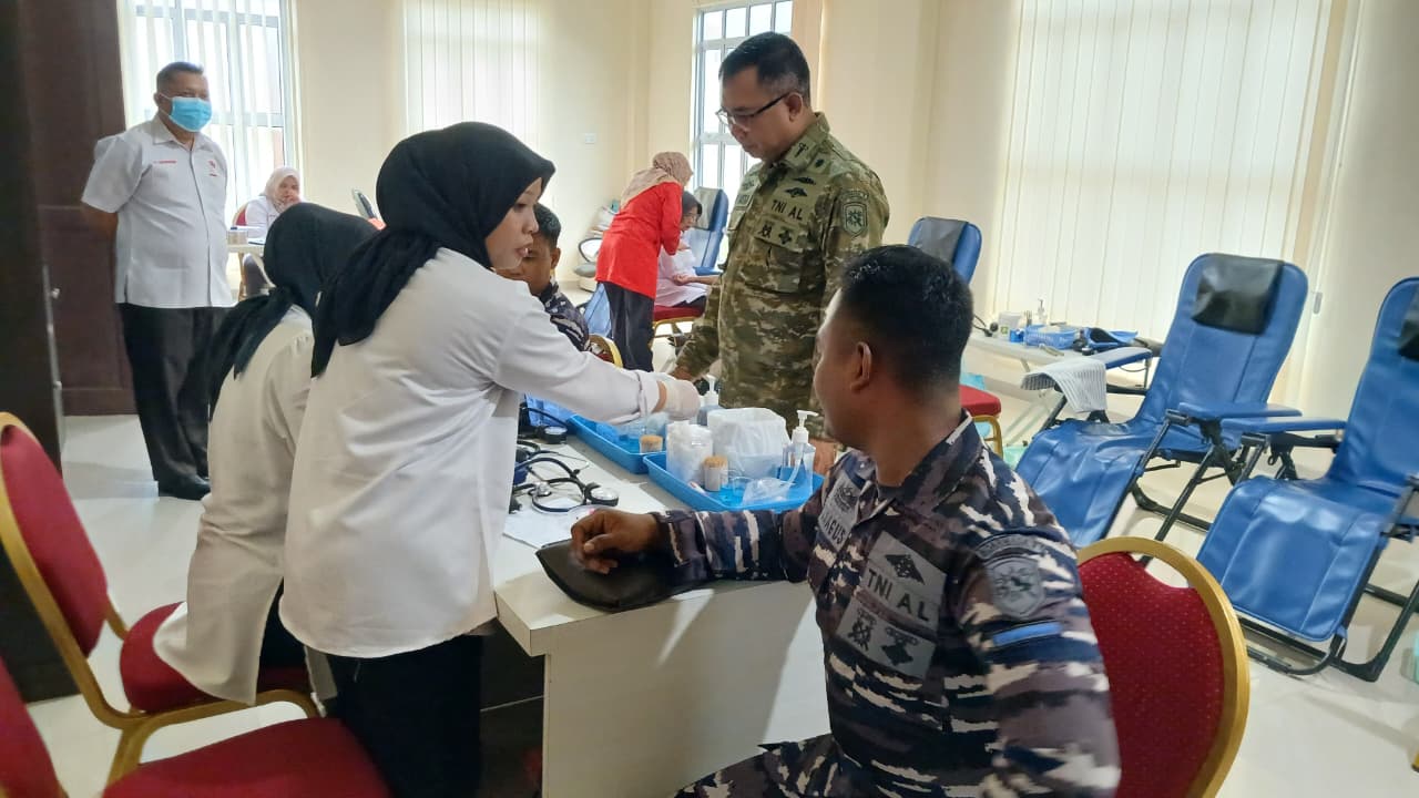 Prajurit Koarmada I Donor Darah, Wujud Peduli di HUT ke-149 Karantina