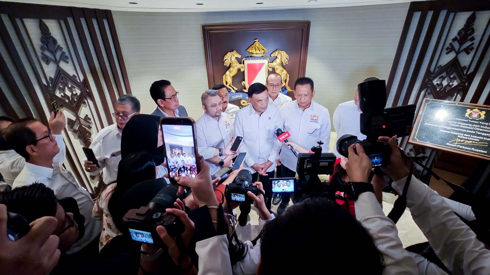 Bamsoet–Menko Polkam Sepakat: Keamanan Berusaha Kunci Investasi & Ekonomi Nasional