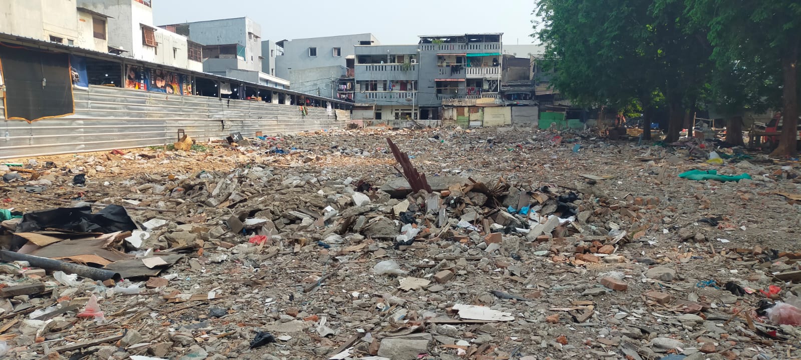 Pembangunan Pasar Jaya Jembatan Besi Tanpa Plang Kegiatan, Konfirmasi Wartawan Justru Dihalangi
